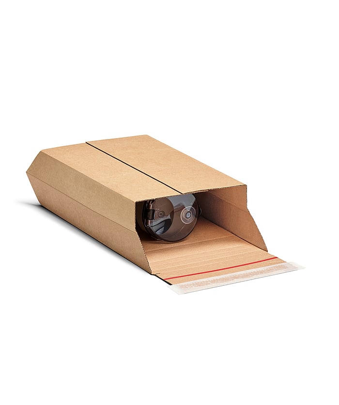 For smaller products, the EnvelopeMailer is the perfect choice. It’s lightweight and height adjustable and has a hotmelt strip and tear-tape opening. The printable outside of the packaging means you can even add your own brand messaging.