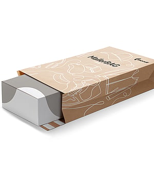 A Mondi re/cycle MailerBAG with a box inside.