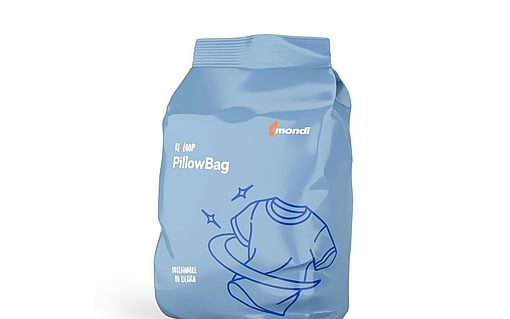 Light blue Mondi Re/loop PillowBag packaging featuring a line illustration of folded textiles and the text “Sustainable by design”.