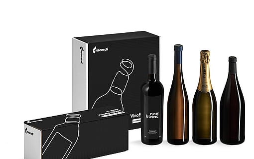 Mondi's corrugated packaging solution for wine with four wine bottles.